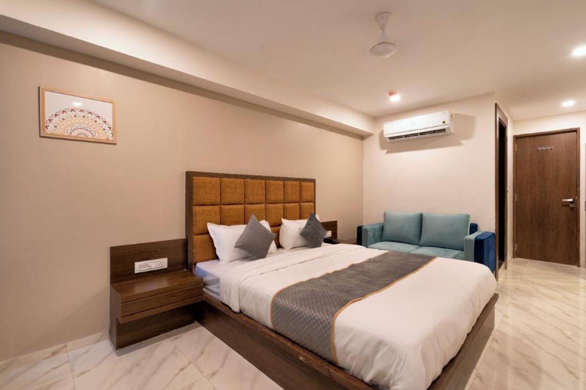 Hotel Royal 24 Ahmedabad Ngoại thất bức ảnh